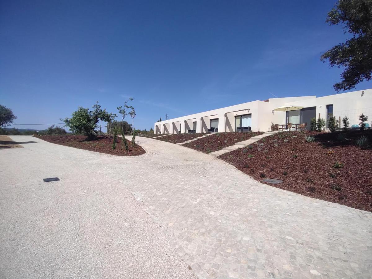 Suites Sunny Hill 몬카라파초 외부 사진